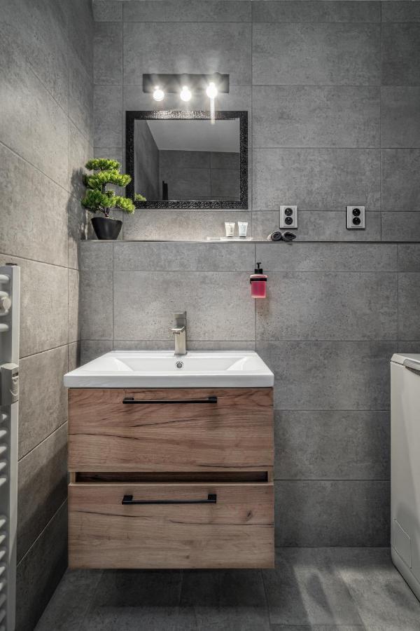 Apartman Pod Gerlachom S Wellness Vysoké Tatry Esterno foto